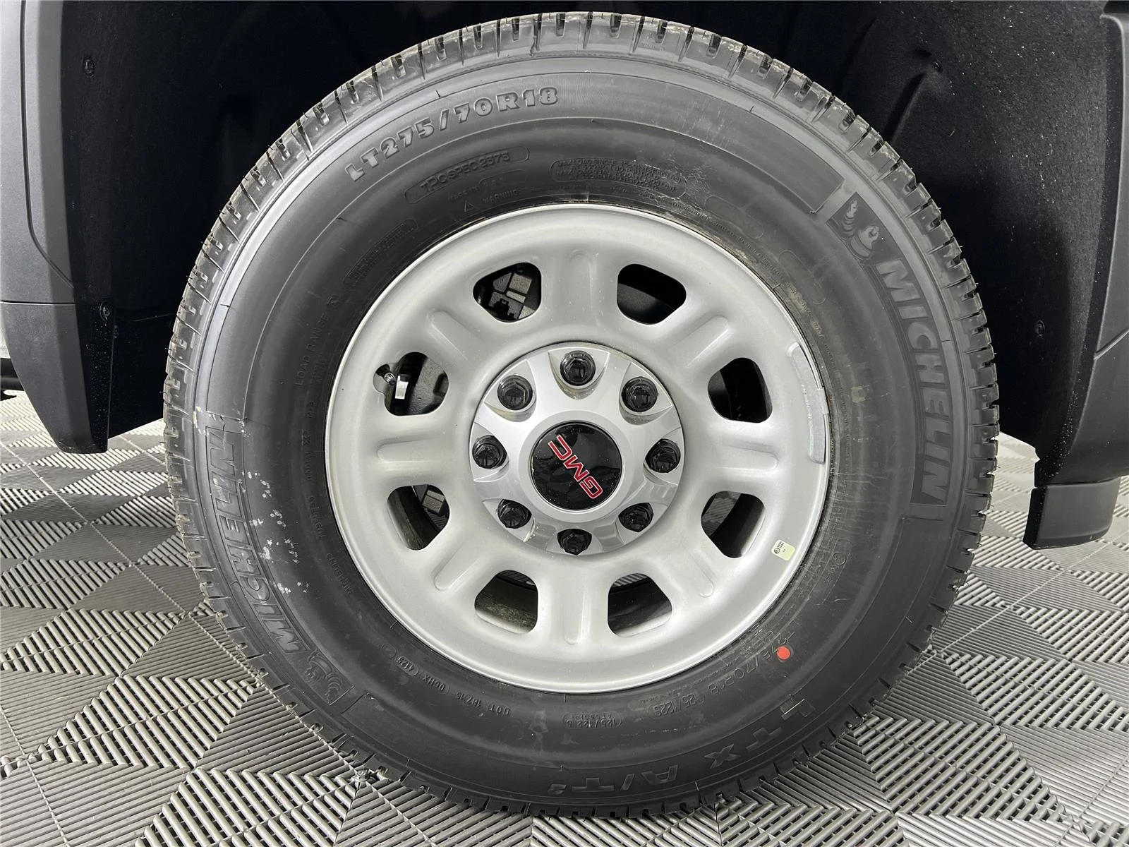 2026 GMC Sierra 2500HD Pro - Photo 10