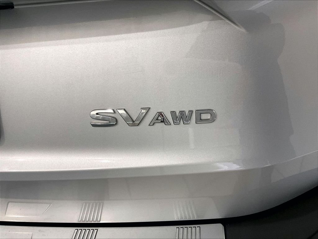 Used 2023 Silver Nissan SV image 28