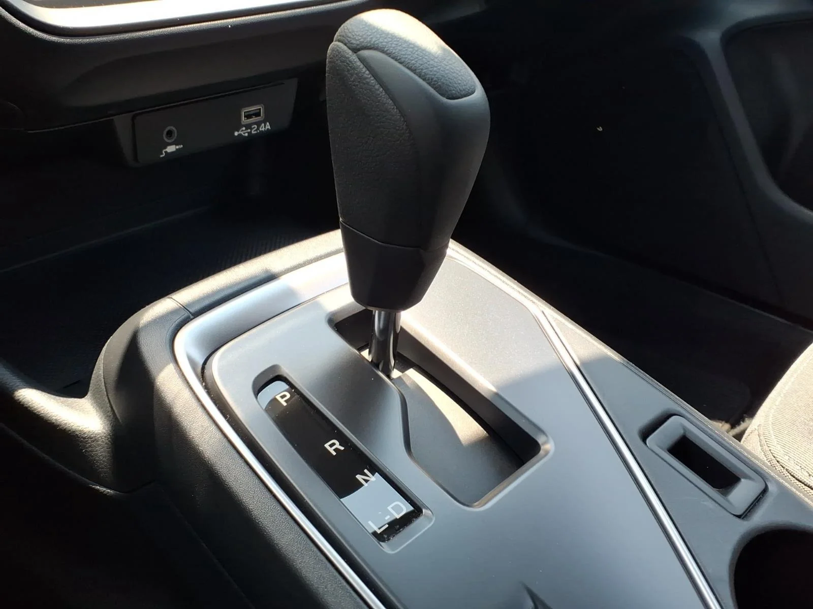 Used 2025 Ice Silver Metallic Subaru SEDAN image 15