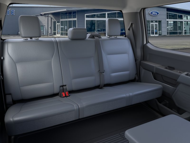 New 2026 Oxford White Ford F-350® XL image 11