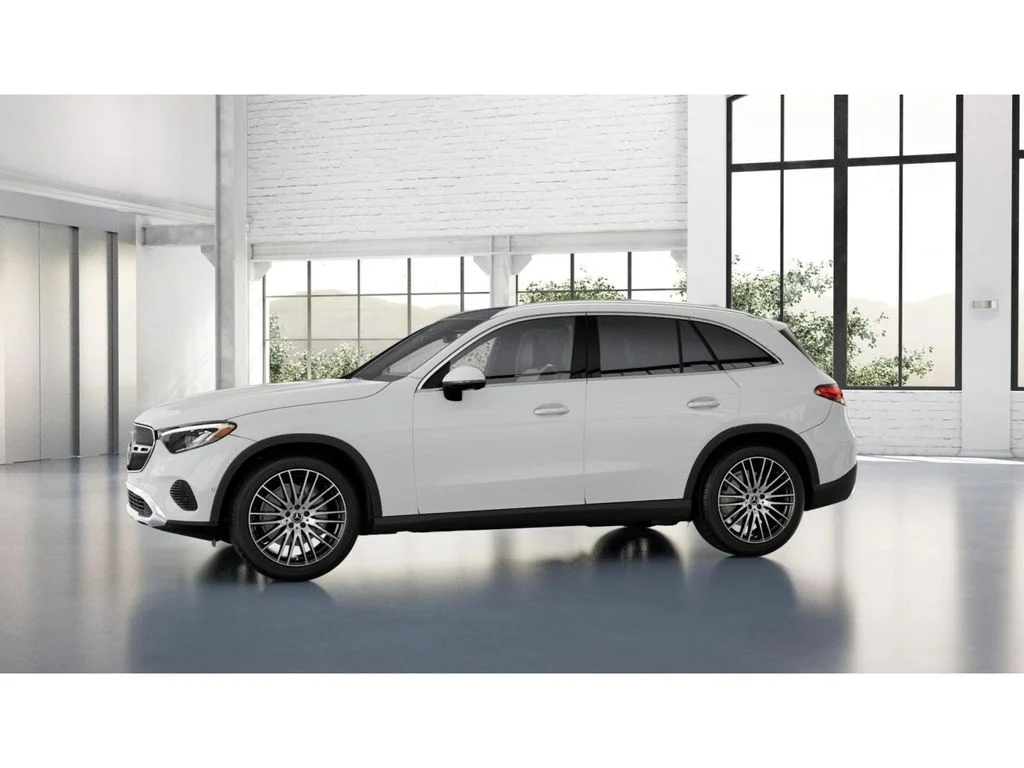 New 2027 White Mercedes-Benz GLC 300 image 36