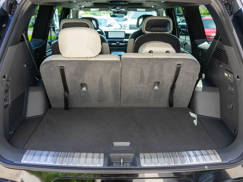 Used 2024 Gray Kia GT-Line image 38