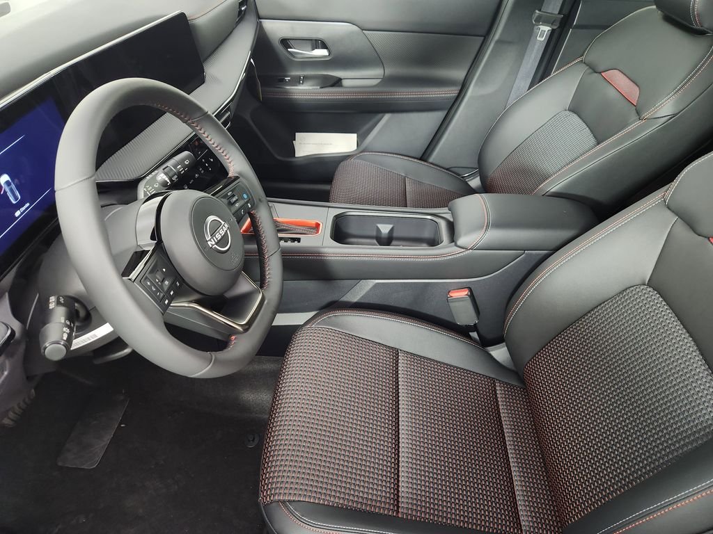 New 2026 Gray Nissan SR image 9