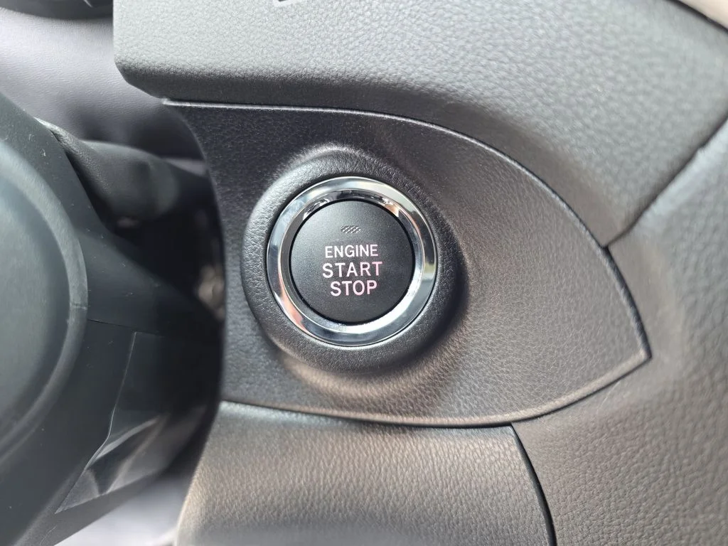 New 2026 CRYSTAL WHITE PEARL Subaru Limited 7-Passenger image 22