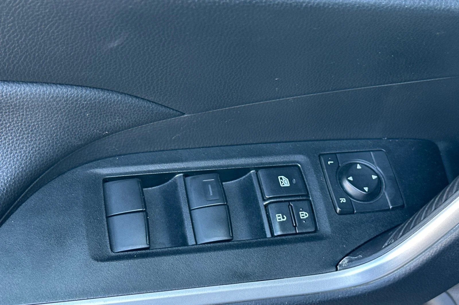 Used 2025 Magnetic Gray Metallic Toyota LE image 11