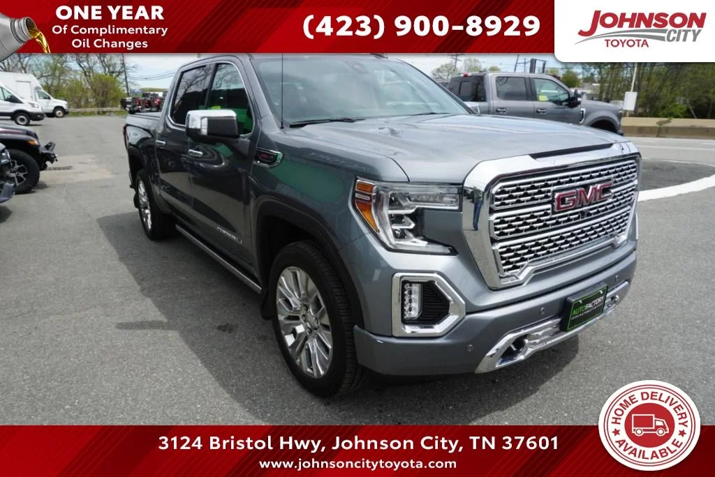 2020 GMC Sierra 4WD Crew Cab Short Box Denali's photo