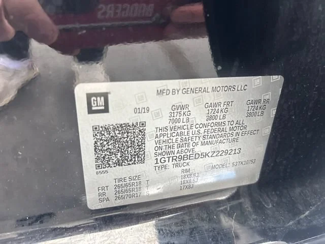 Used 2019 ONYX BLACK GMC SLE image 31