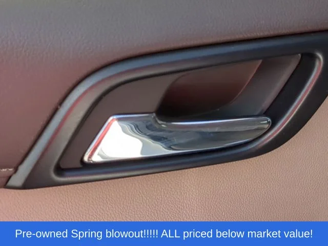 Used 2018 White GMC SLT image 37