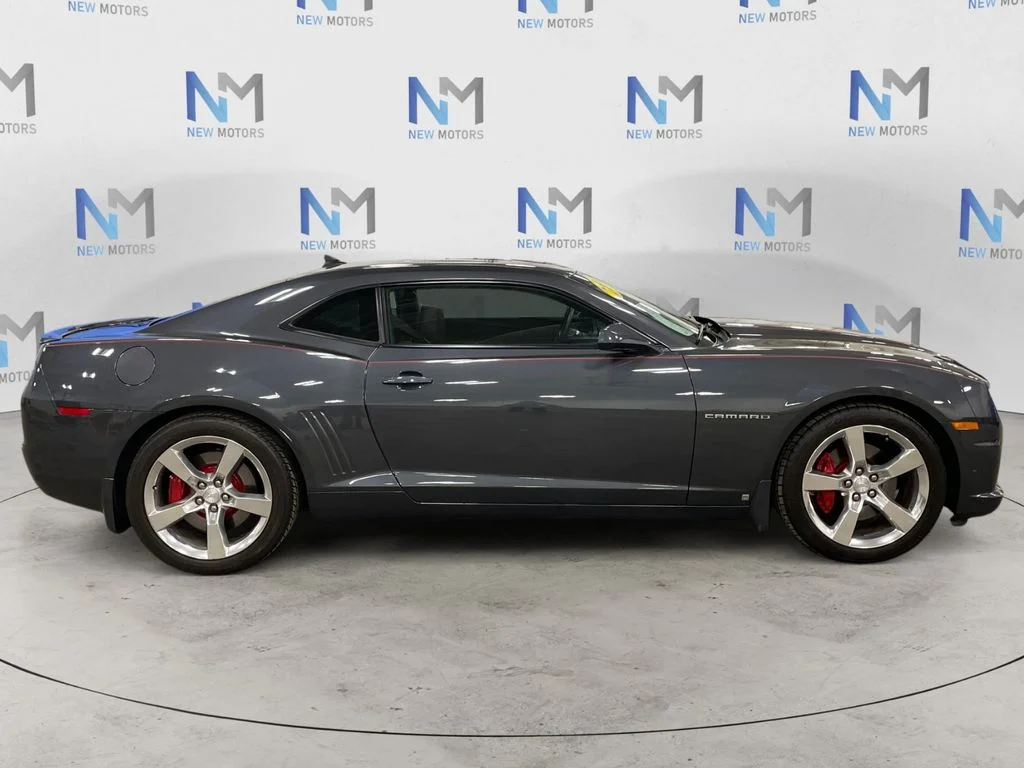 Used 2010 Cyber Gray Metallic Chevrolet SS image 6