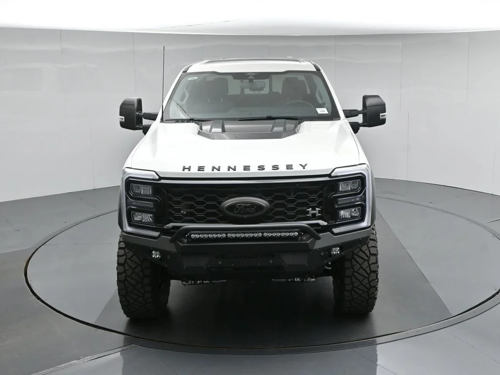 New 2026 Star White Metallic Tri-Coat Ford Lariat image 41