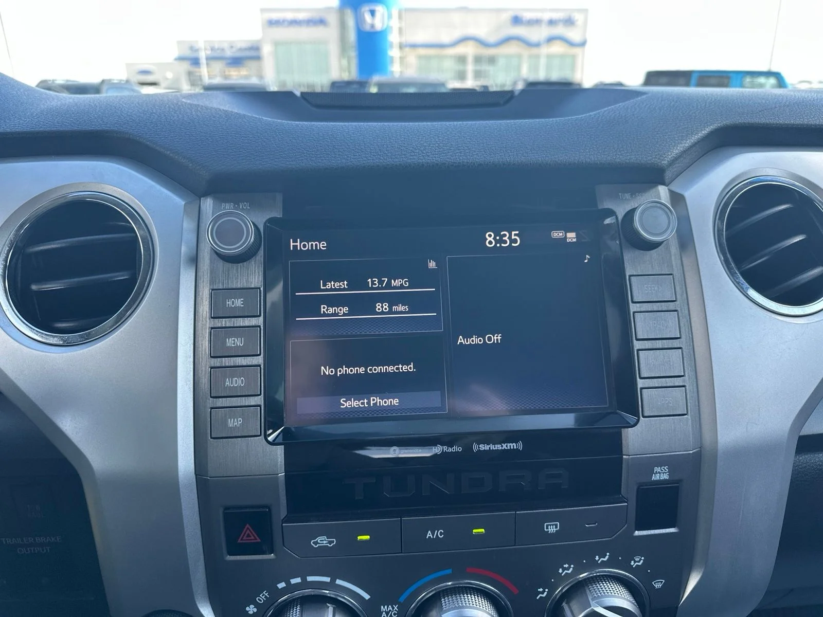 Used 2020 White Toyota SR5 image 53