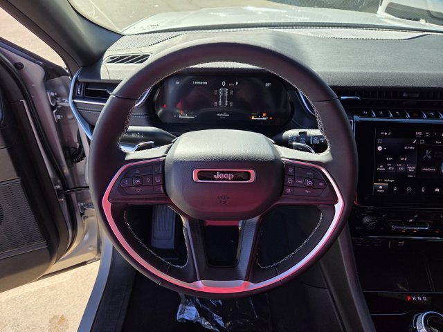 New 2025 Silver Zynith Jeep Altitude image 21