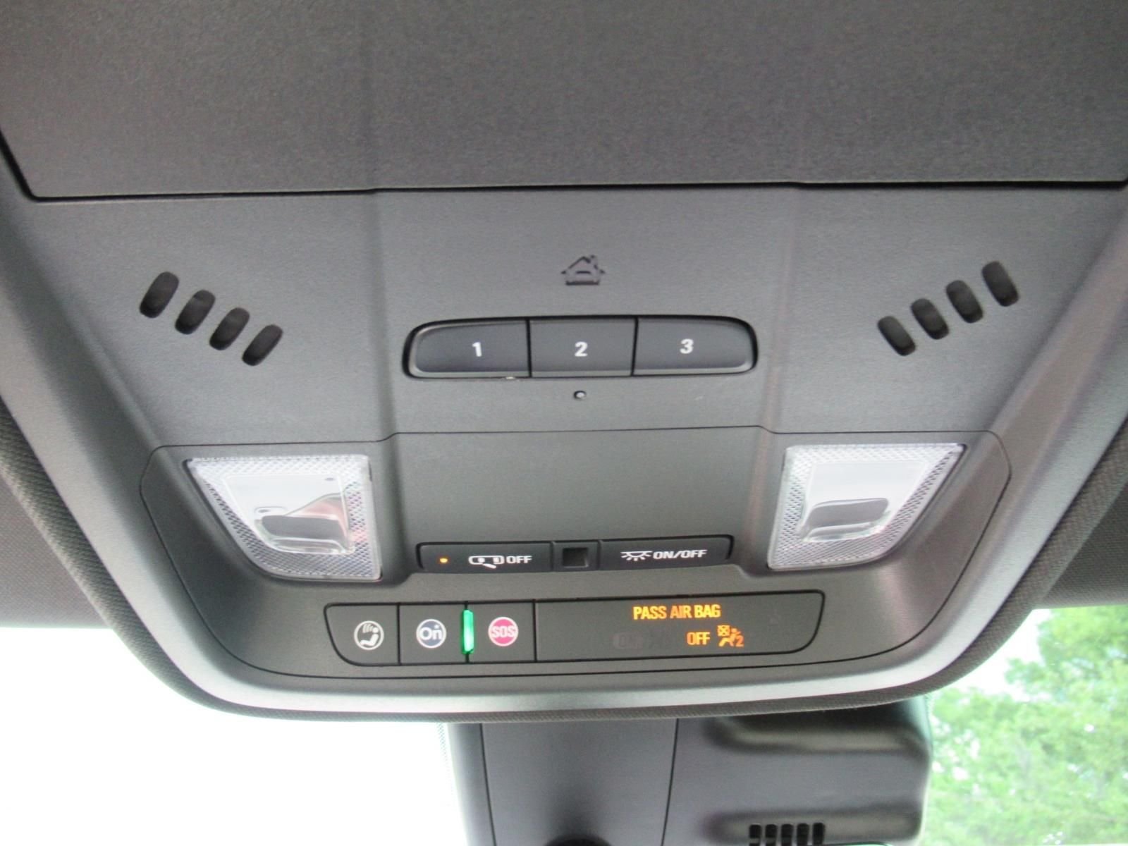 Used 2022 Black Cadillac Sport image 26