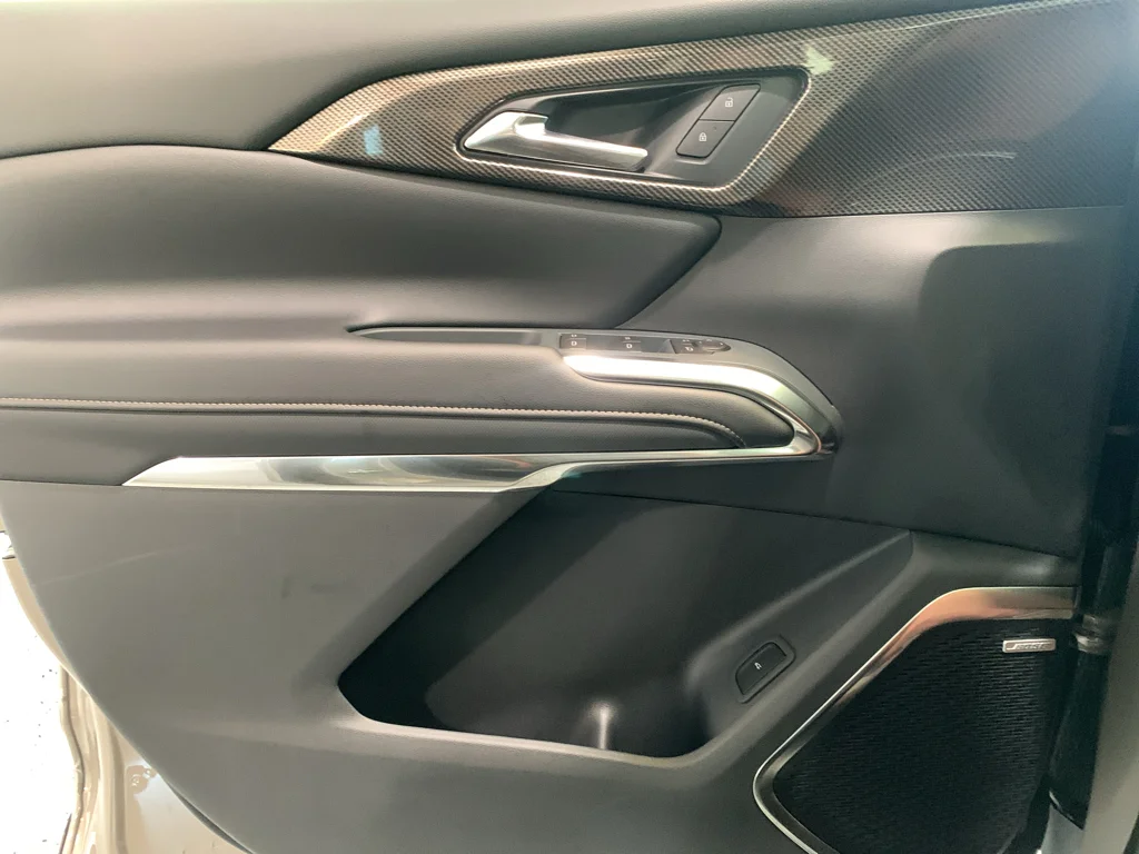 2027 Chevrolet Traverse Z71 - Photo 30