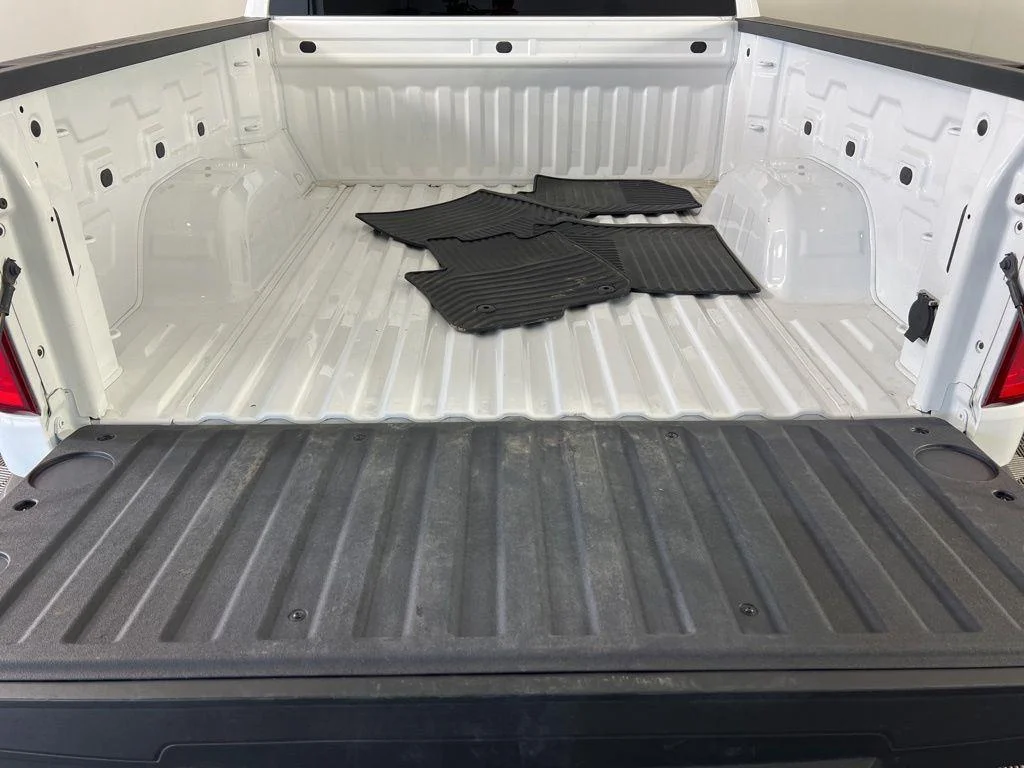 Used 2022 Summit White Chevrolet RST image 26
