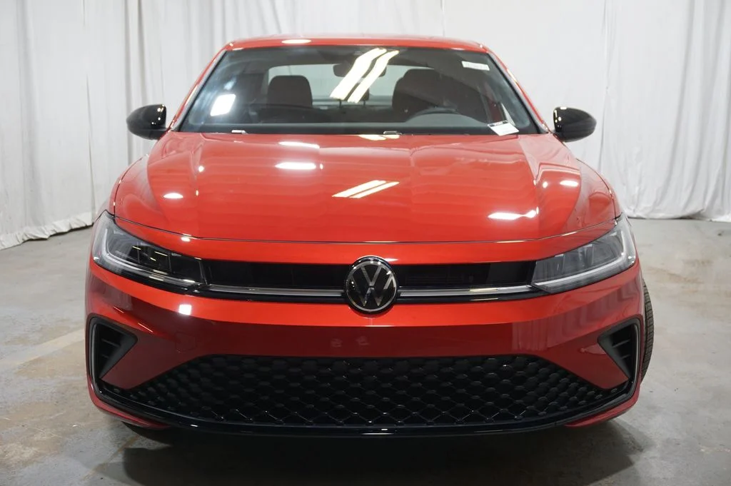 New 2026 Red Volkswagen 1.5T Sport image 4