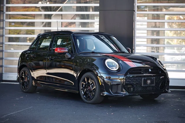 2026 MINI Cooper S 
