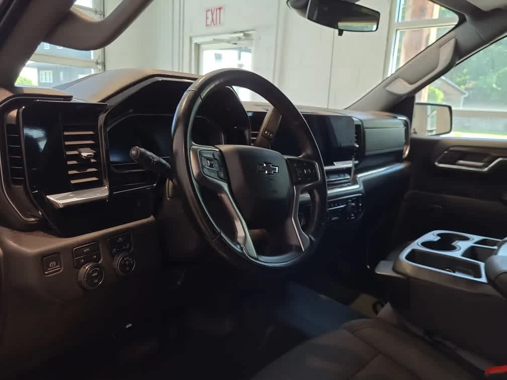 2023 Chevrolet Silverado 1500 RST - Photo 11