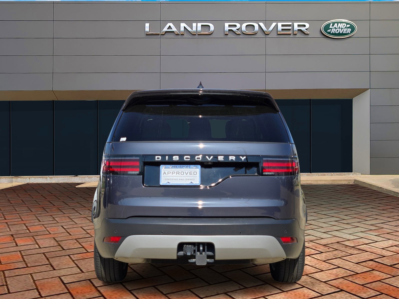 Used 2025 Varesine Blue Metallic Land Rover S image 5
