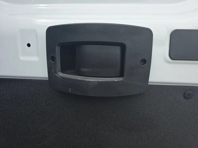 Used 2025 White Ram Base image 15