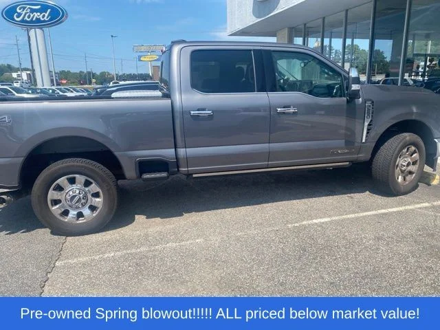 Used 2023 Gray Ford Lariat image 8