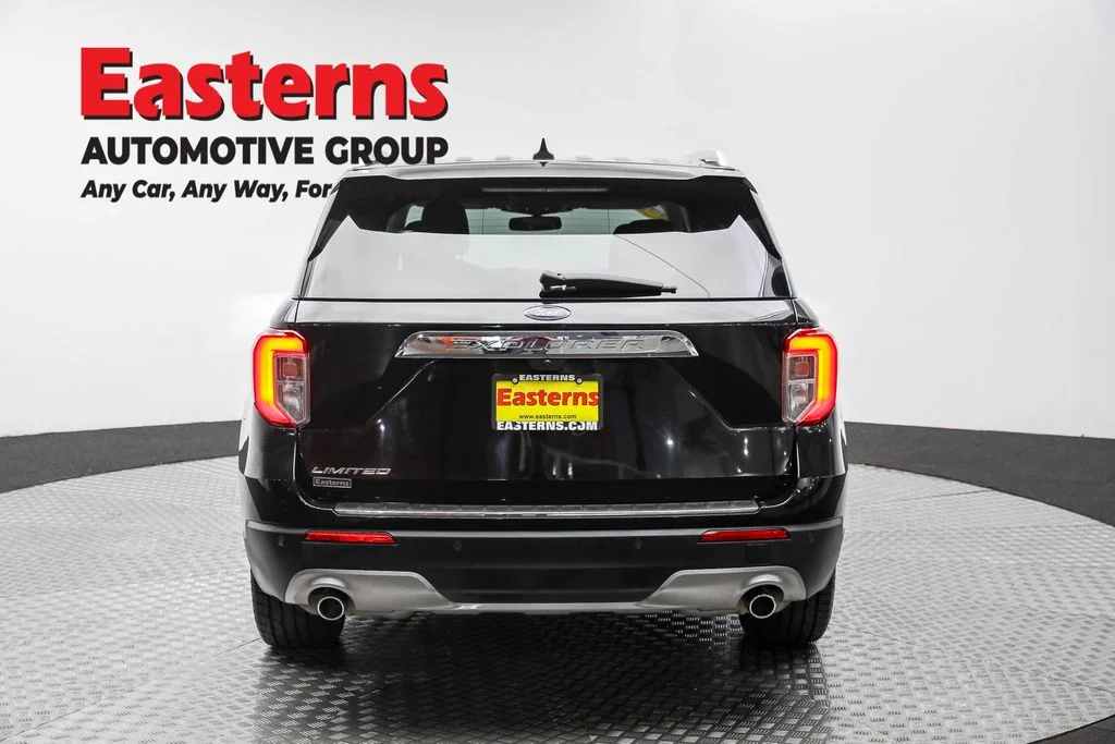 Used 2023 Black Ford Limited image 6