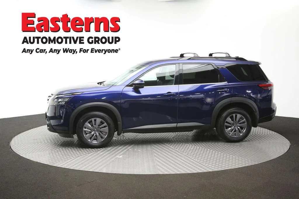 Used 2023 Blue Nissan SV image 62