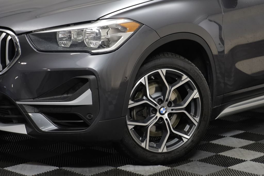 Used 2021 Mineral Grey Metallic BMW xDrive28i image 3
