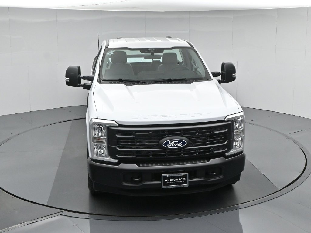 New 2027 Oxford White Ford XL image 32