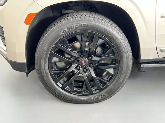 Used 2022 Beige GMC Denali image 11