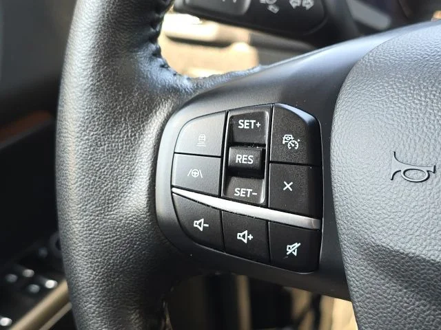 Used 2022  Ford Outer Banks image 38