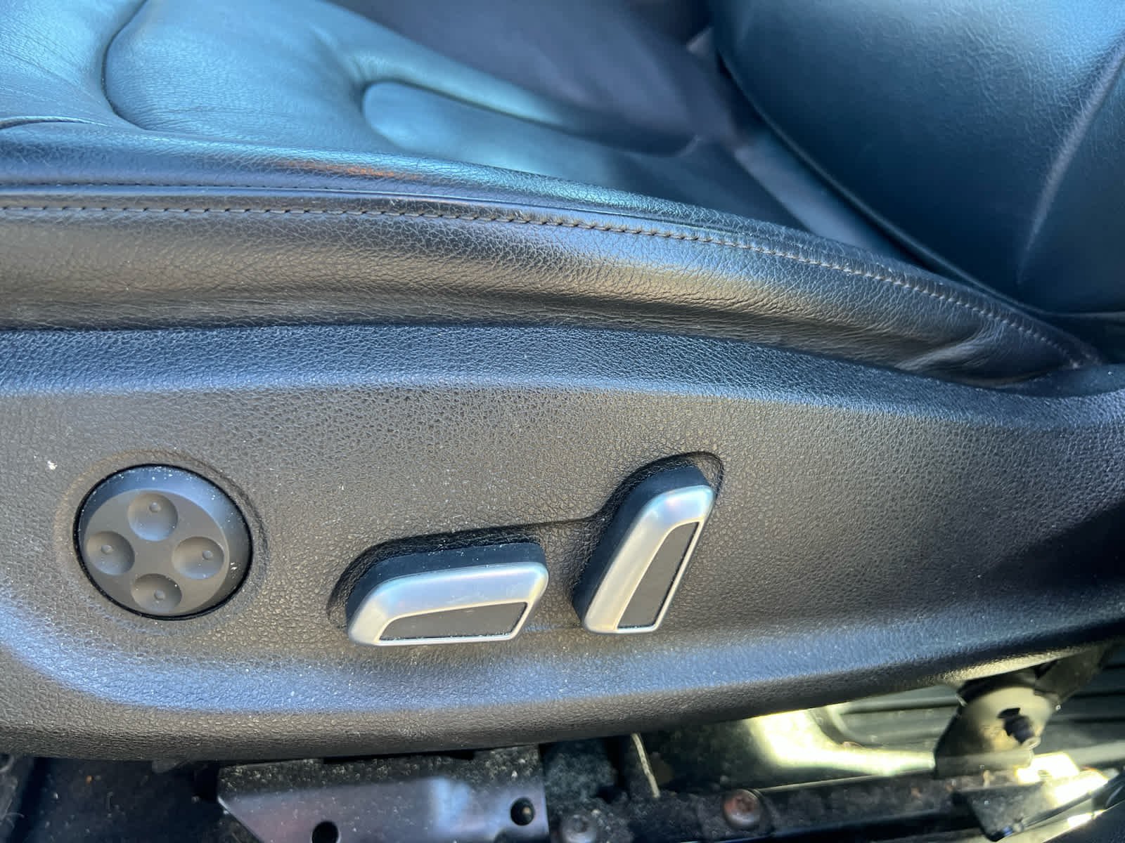 Used 2016  Audi Premium image 23