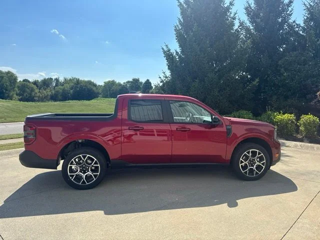 New 2026 Ruby Red Metallic Tinted Clearcoat Ford Lariat® image 3