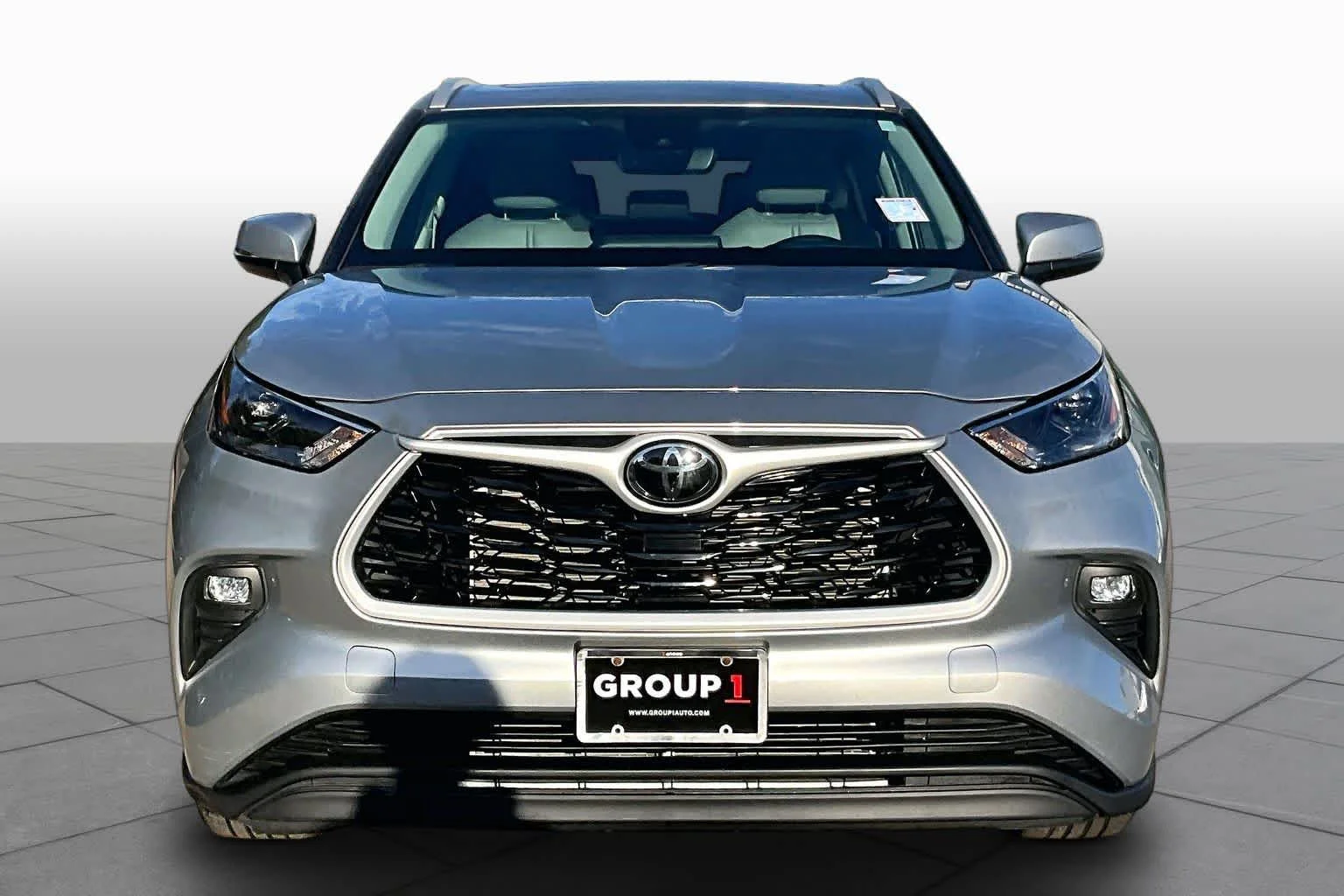 Used 2024 Celestial Silver Metallic Toyota XLE image 4