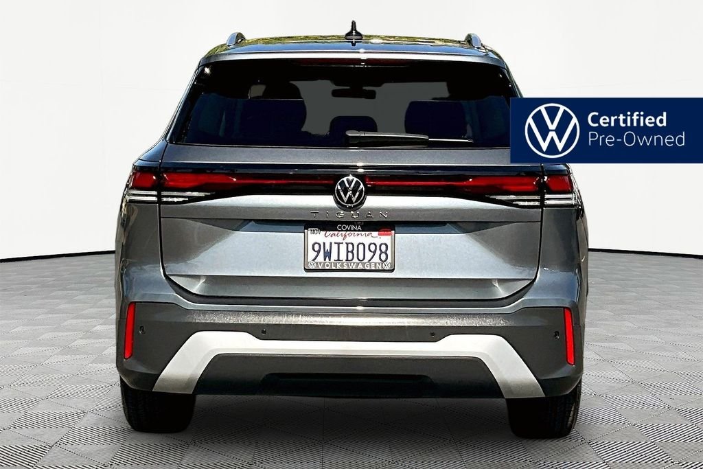 Certified Used 2025 Gray Volkswagen 2.0T S image 5