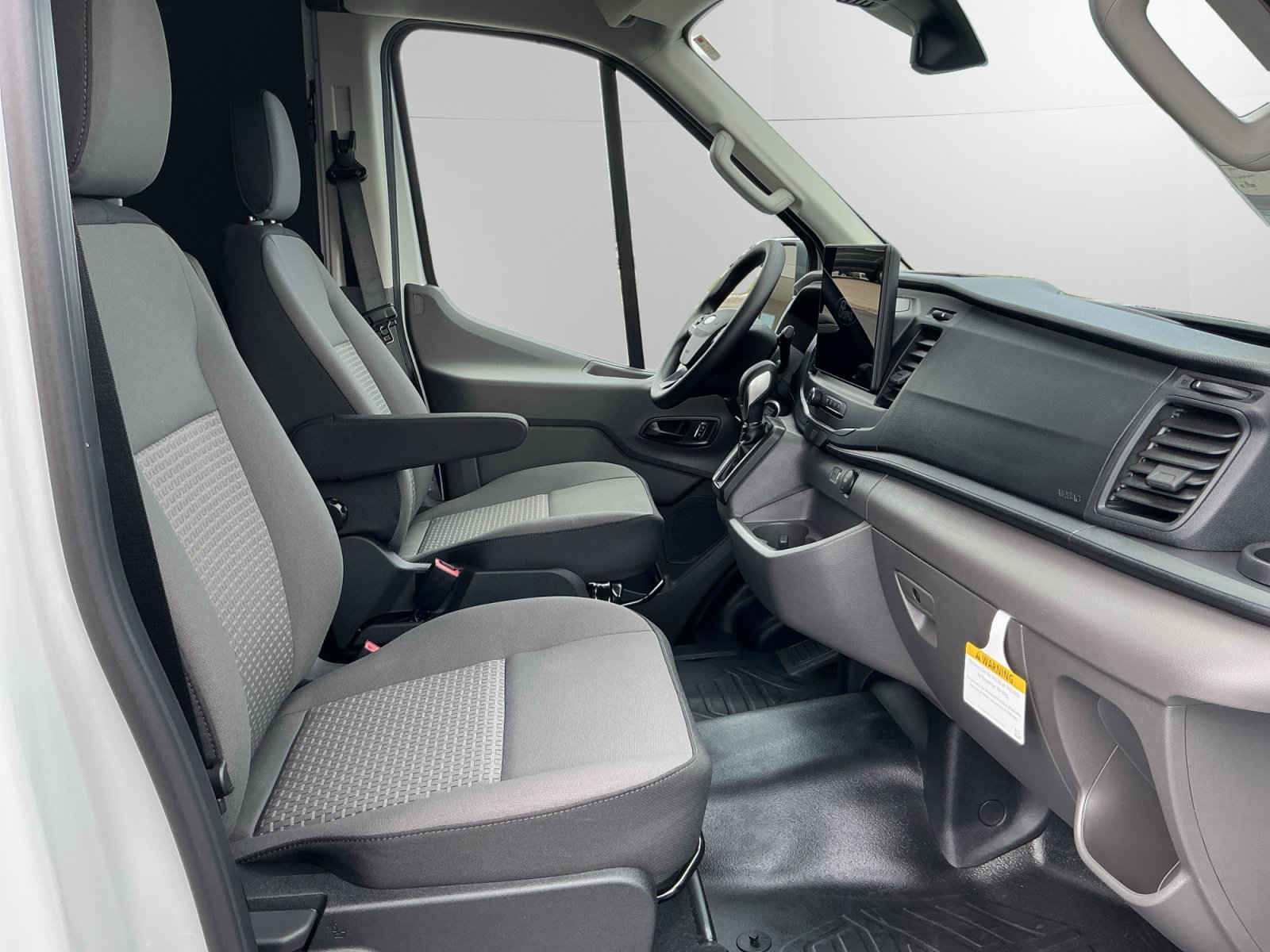 New 2026 Oxford White Ford Cargo Van image 15