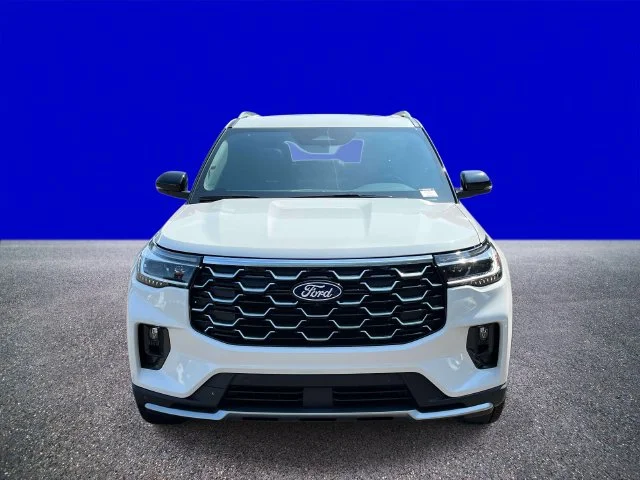 New 2027 White Ford Platinum image 8