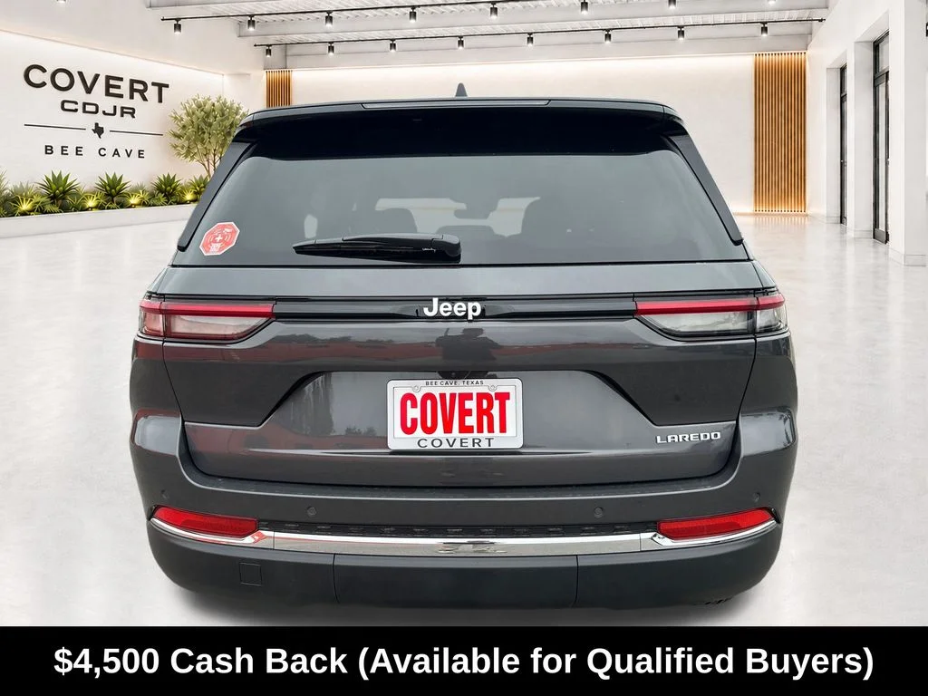 New 2026 Baltic Gray Metallic Clear-Coat Exterior Paint Jeep Laredo image 11