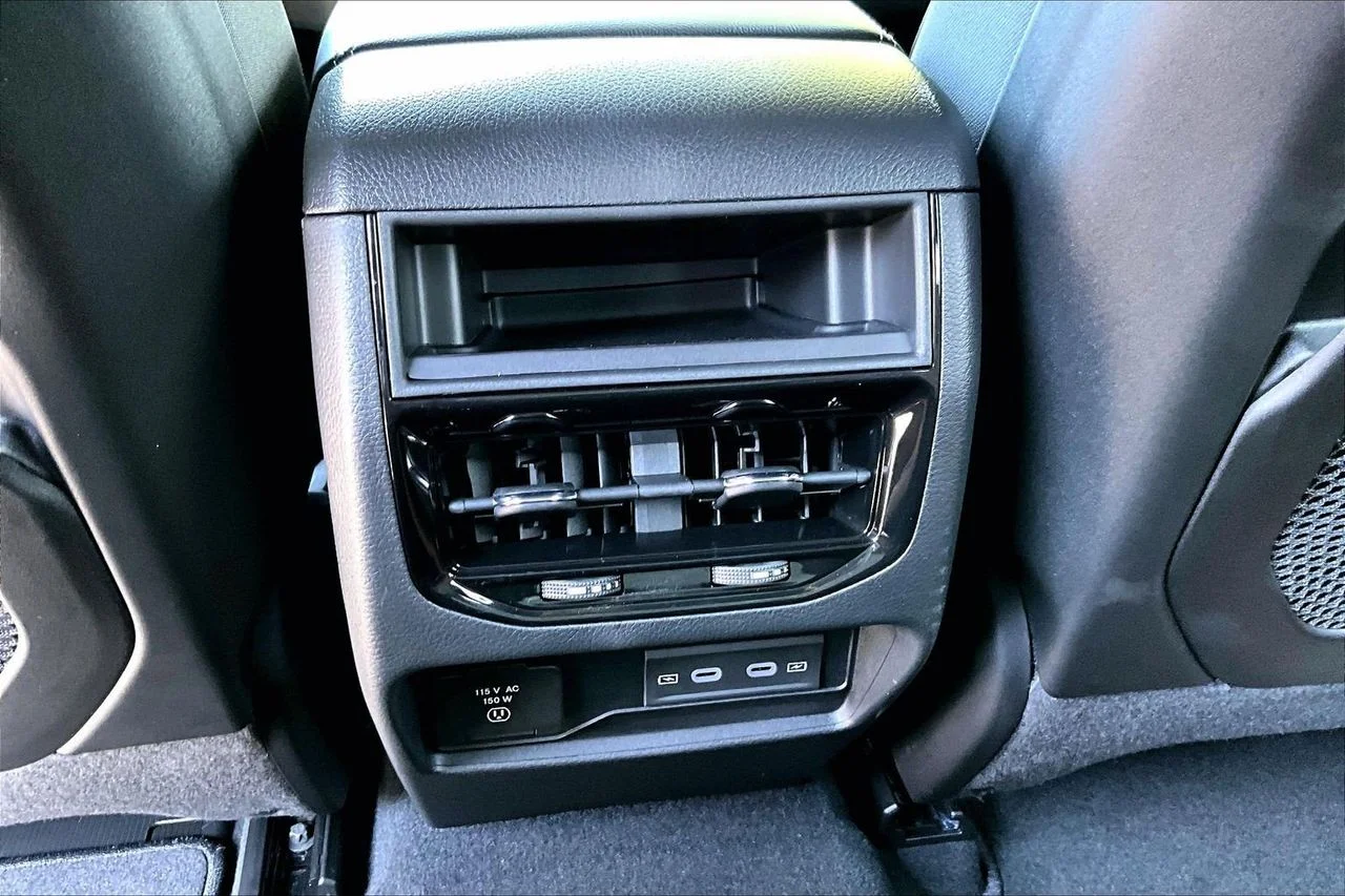New 2027 High-Gloss Black Paint Jeep Laredo Altitude image 14