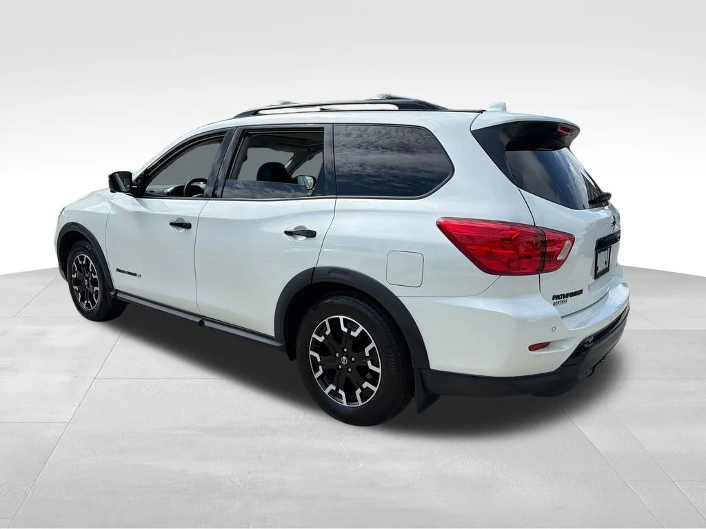 2020 Nissan Pathfinder SL - Photo 5