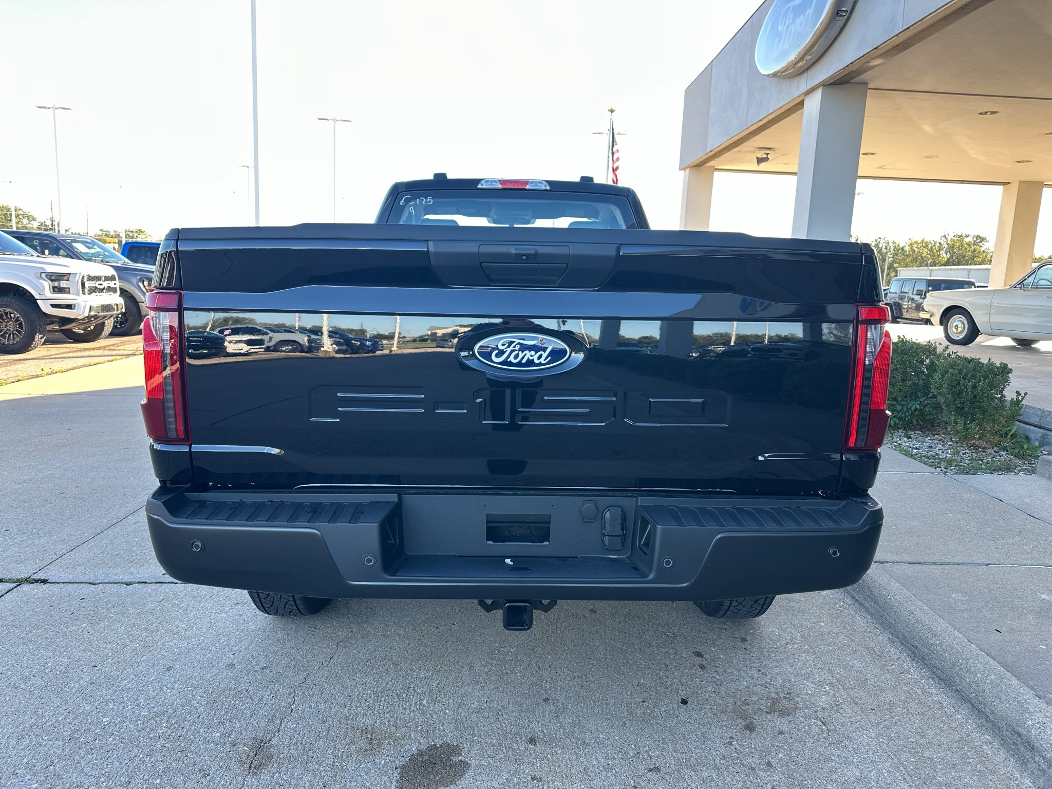 New 2026 Agate Black Metallic Ford XL image 14