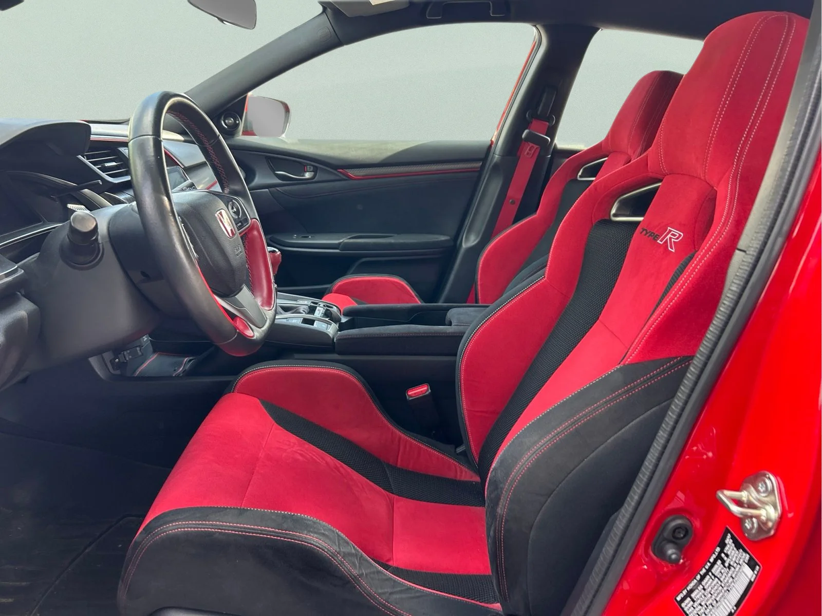 Used 2017 Rallye Red Honda Type R Touring image 9