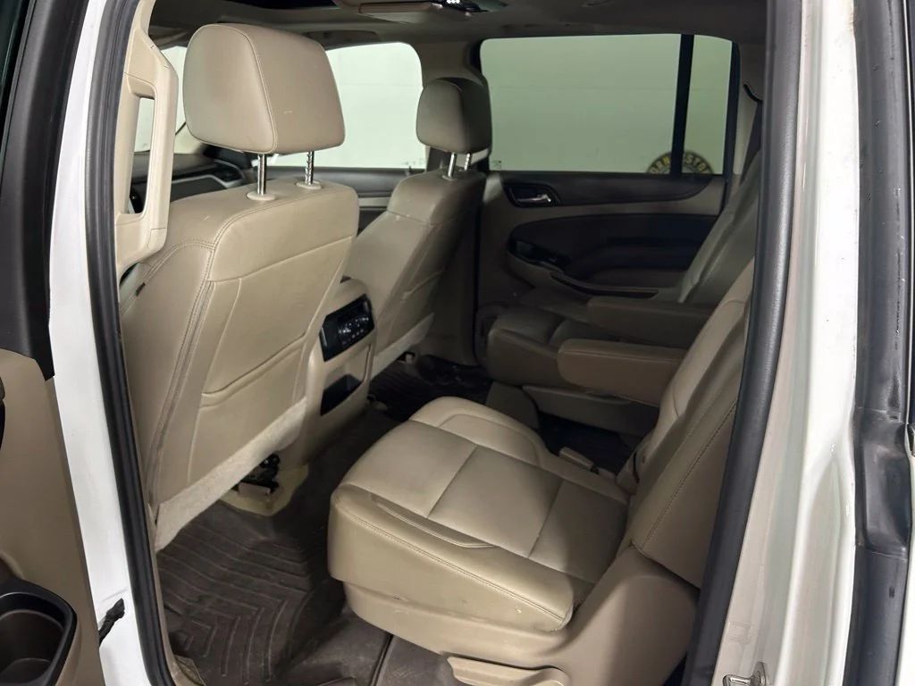 Used 2017 White Chevrolet LT image 12