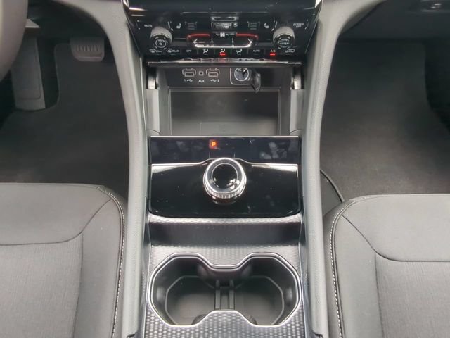 New 2026 Baltic Gray Metallic Clear-Coat Exterior Paint Jeep Laredo image 22