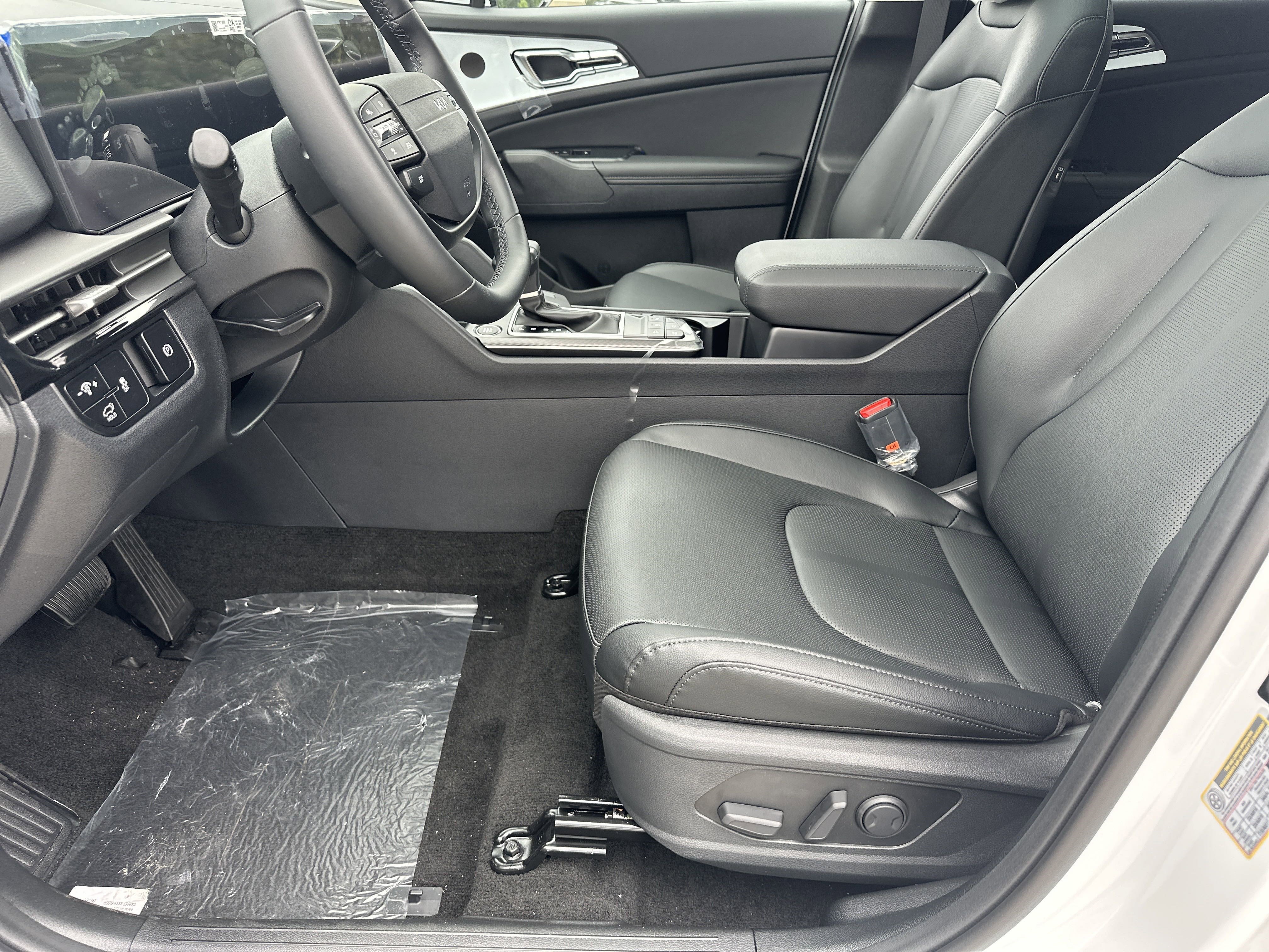 2026 Kia Sportage SX - Photo 10