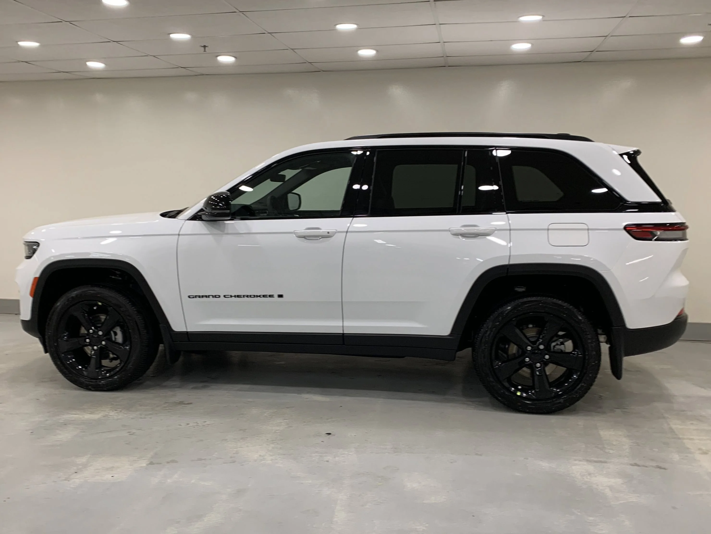 New 2025 Bright White Jeep Altitude image 2