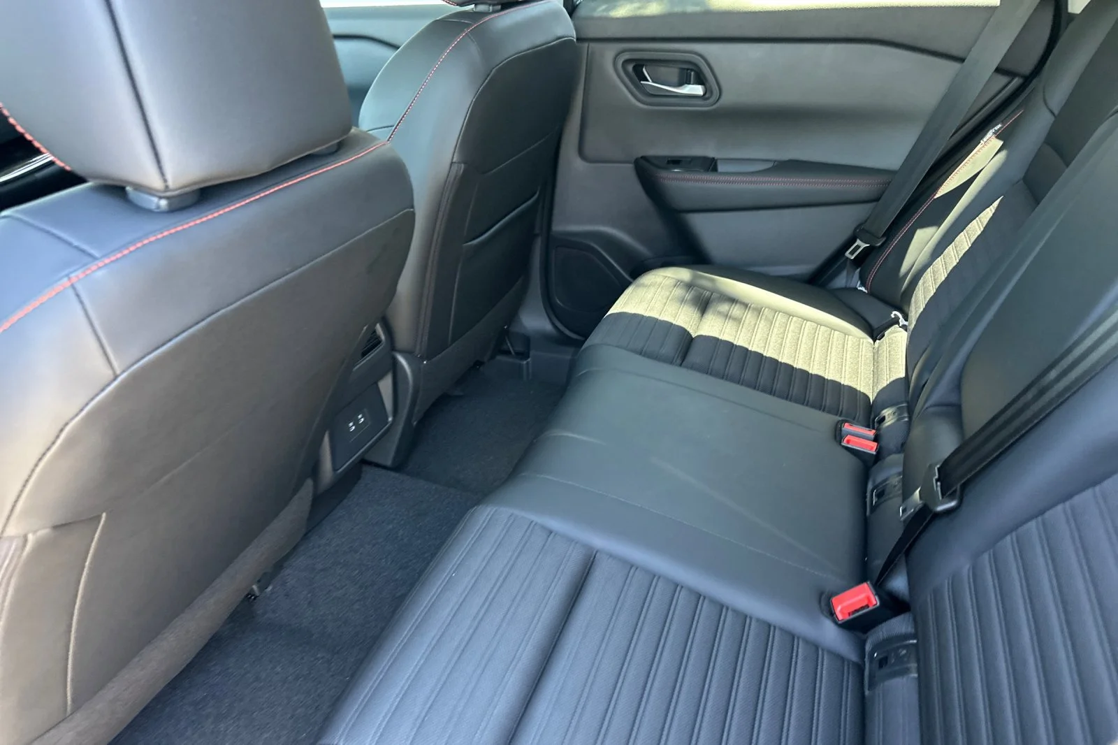 New 2026 Boulder Gray Pearl Nissan Rock Creek® image 12