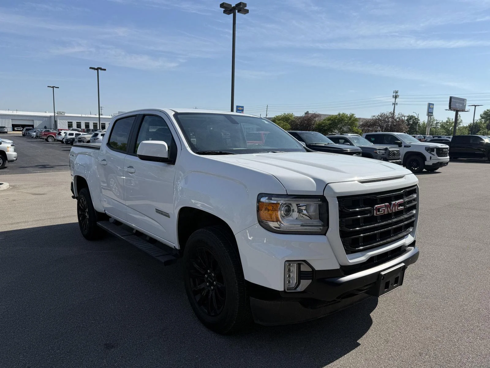 2022 GMC Canyon 4WD Elevation Crew Cab Short Box's photo