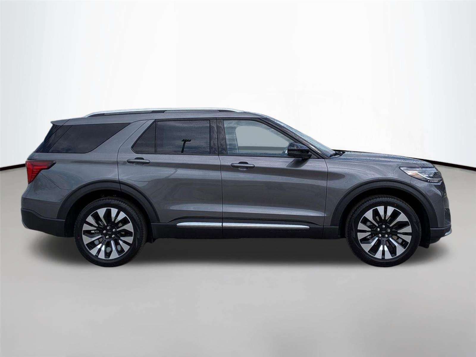 New 2026 Carbonized Gray Metallic Ford Platinum™ image 6