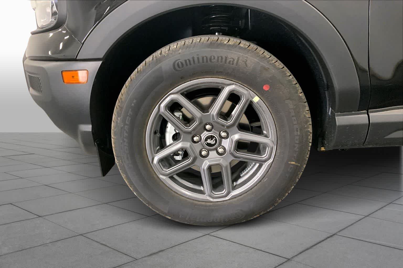 New 2026 Shadow Black Ford Big Bend® image 9